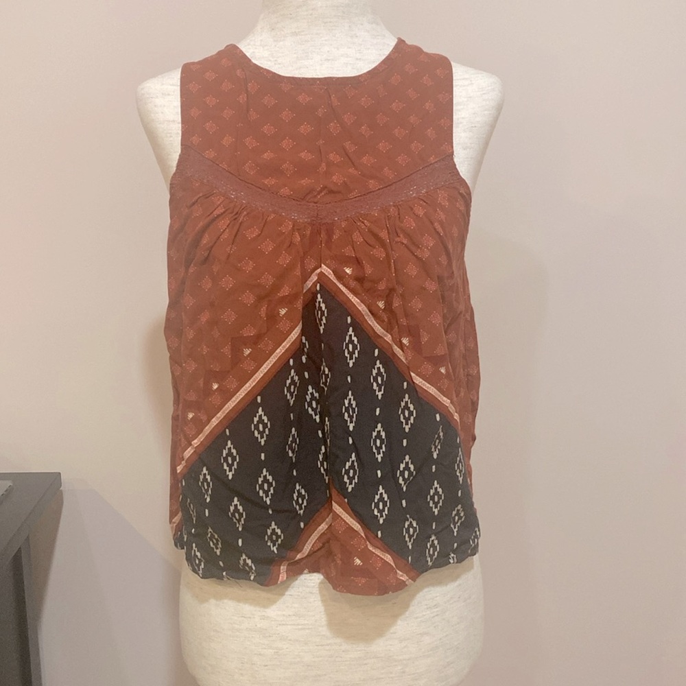 Forever 21 Printed Sleeveless Yop